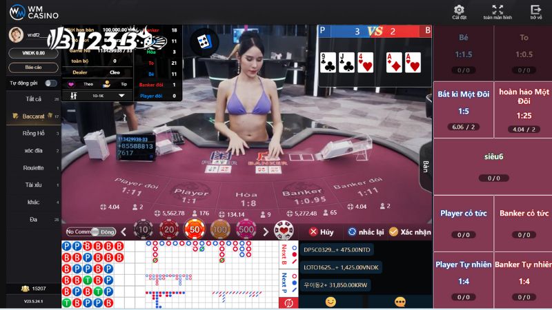 Dealer sẽ chia bài cho 2 cửa để bắt đầu game Baccarat 123b